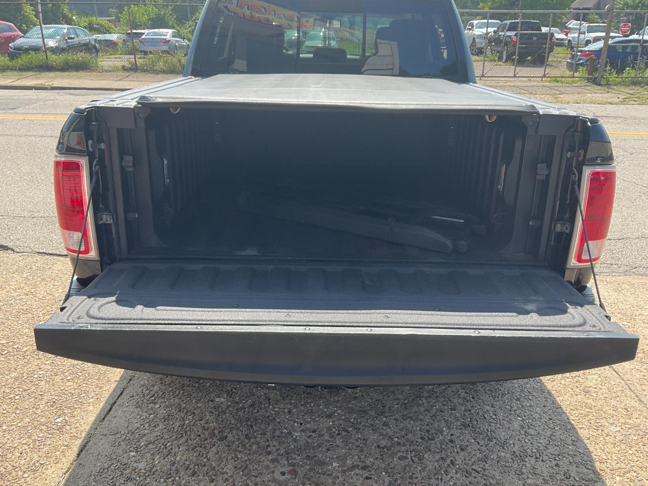 RAM 1500 Longhorn Crew Cab SWB 4WD 2016