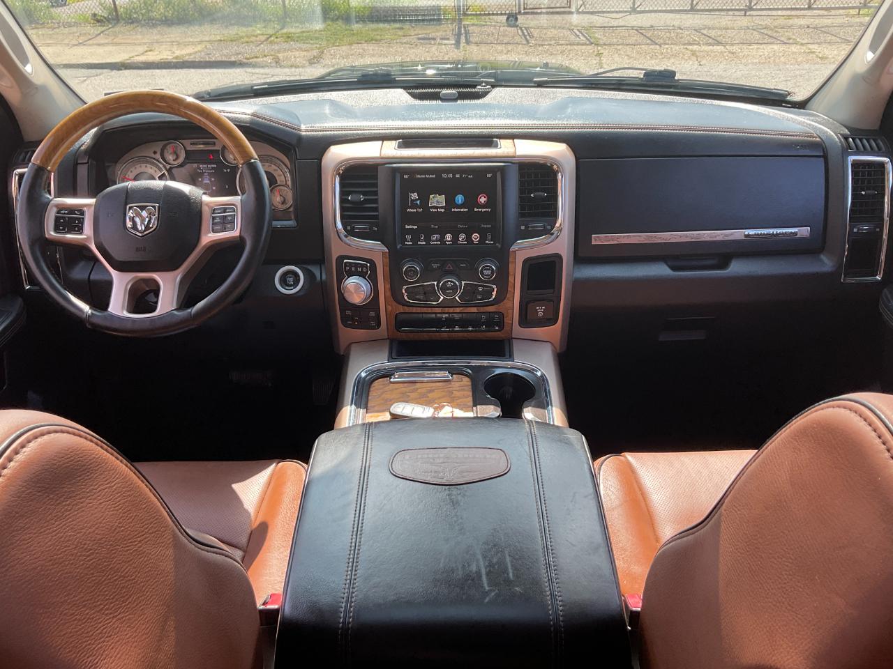 RAM 1500 Longhorn Crew Cab SWB 4WD 2016