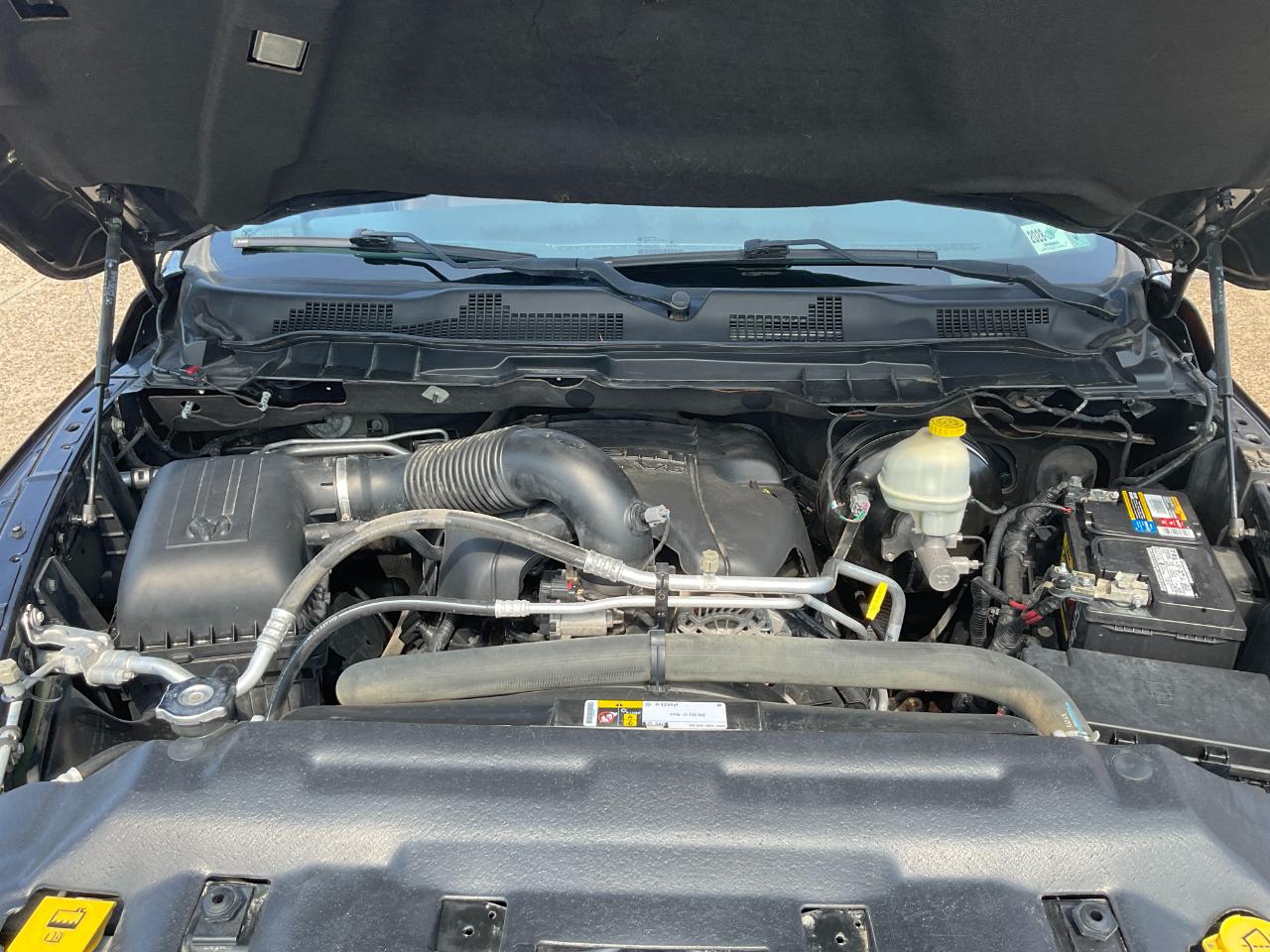 RAM 1500 Longhorn Crew Cab SWB 4WD 2016