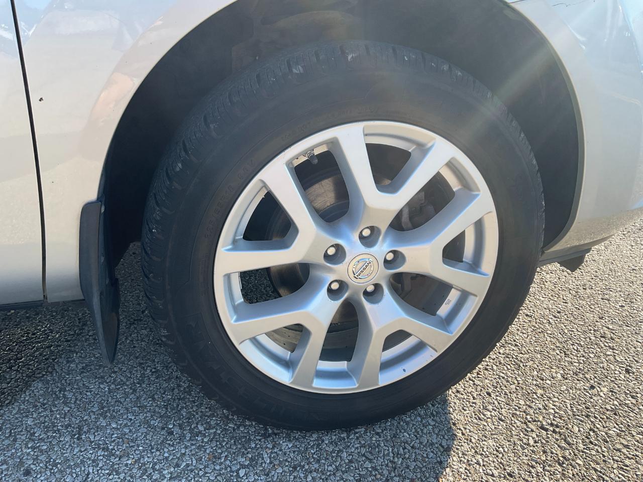 Nissan Rogue SL 4D SUV AWD 2011