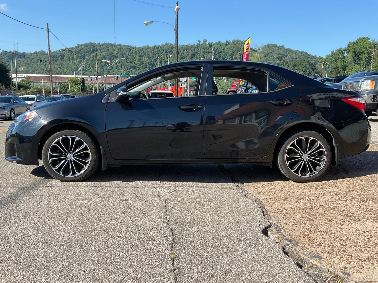 Toyota Corolla S Premium CVT 2016