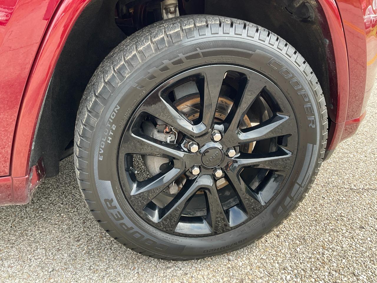 Jeep Grand Cherokee Laredo 4WD 2019