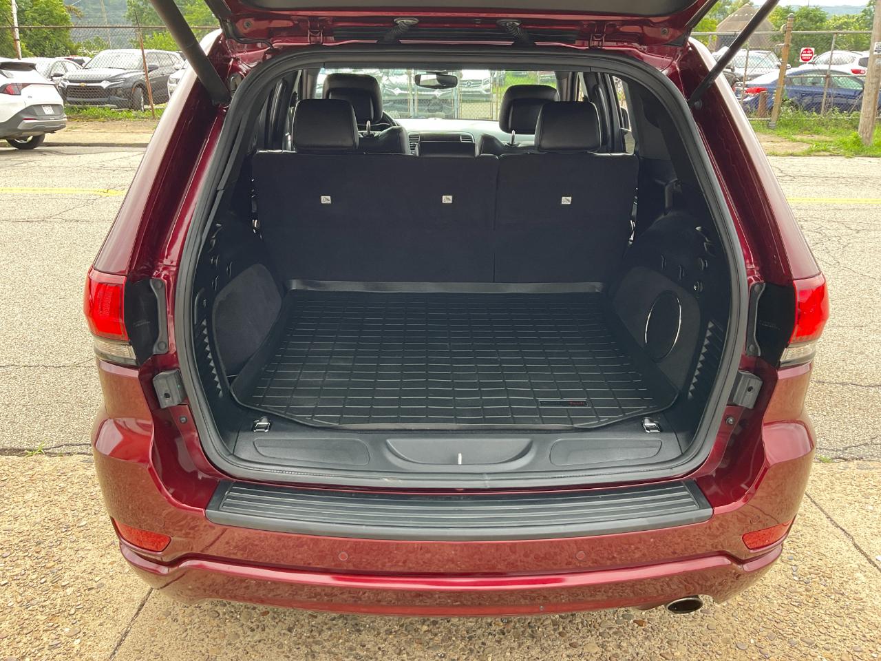 Jeep Grand Cherokee Laredo 4WD 2019