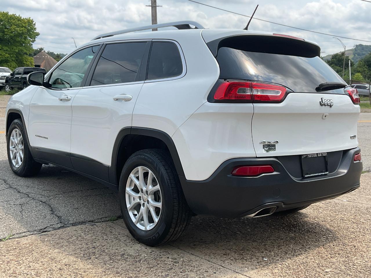 Jeep Cherokee Latitude 4WD 2015