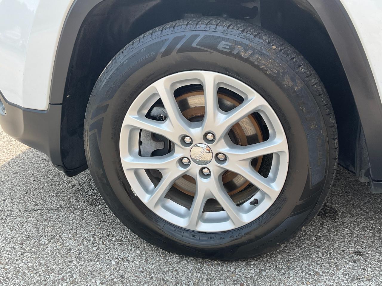 Jeep Cherokee Latitude 4WD 2015