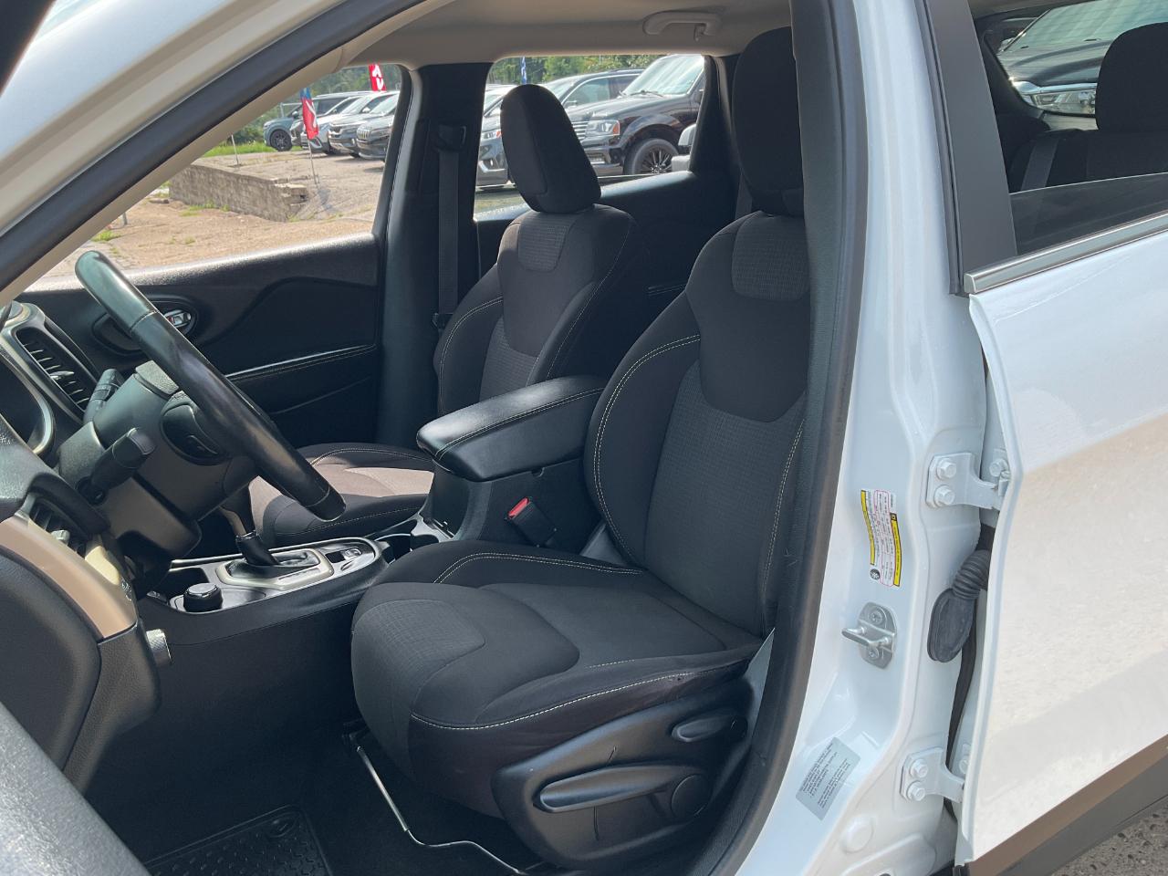 Jeep Cherokee Latitude 4WD 2015