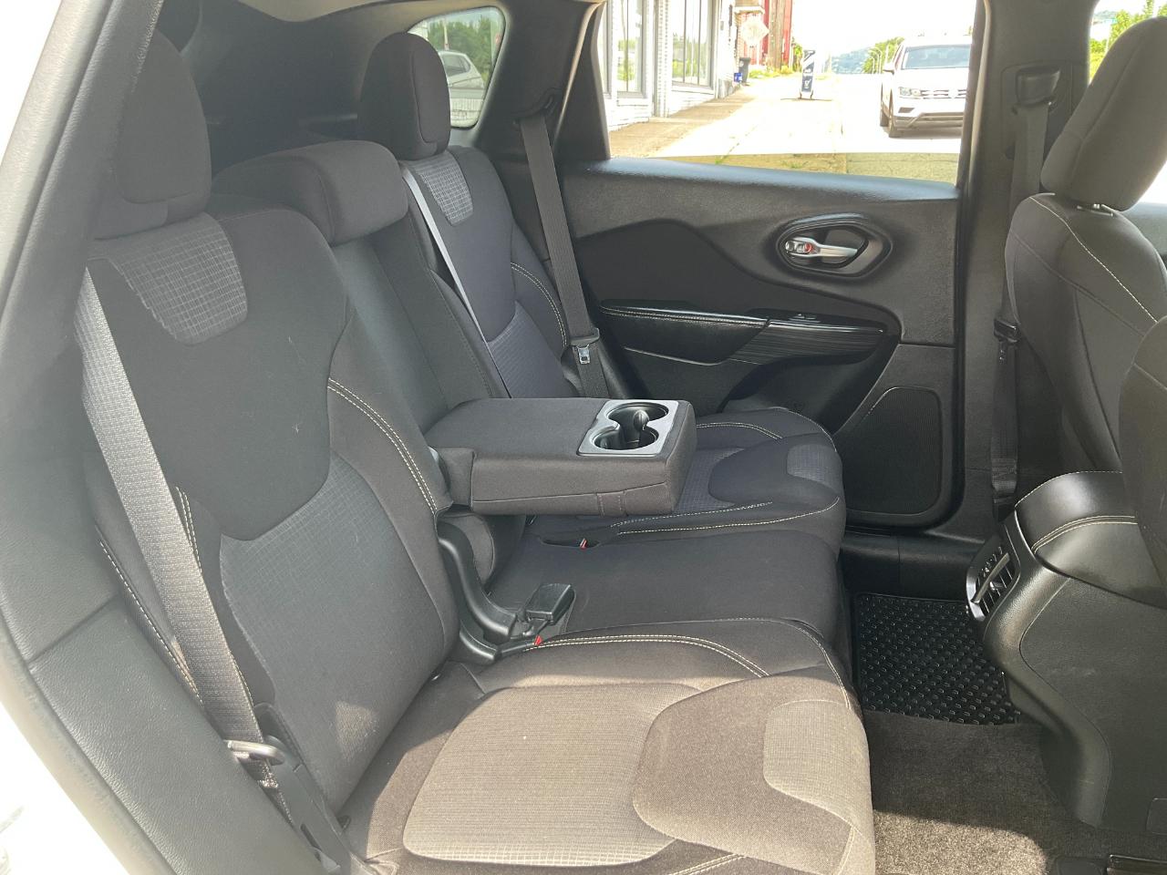Jeep Cherokee Latitude 4WD 2015