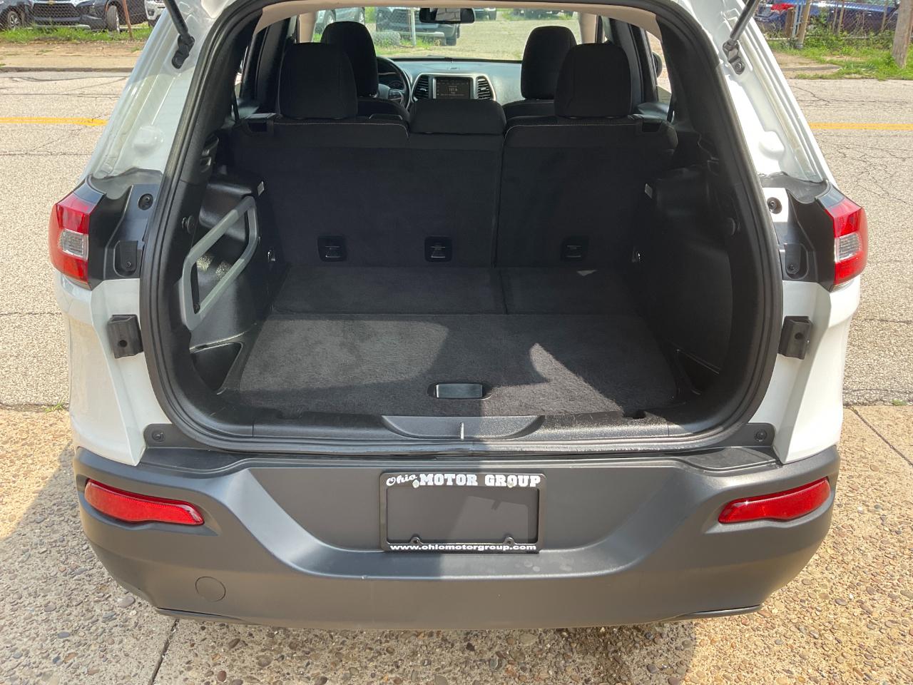 Jeep Cherokee Latitude 4WD 2015