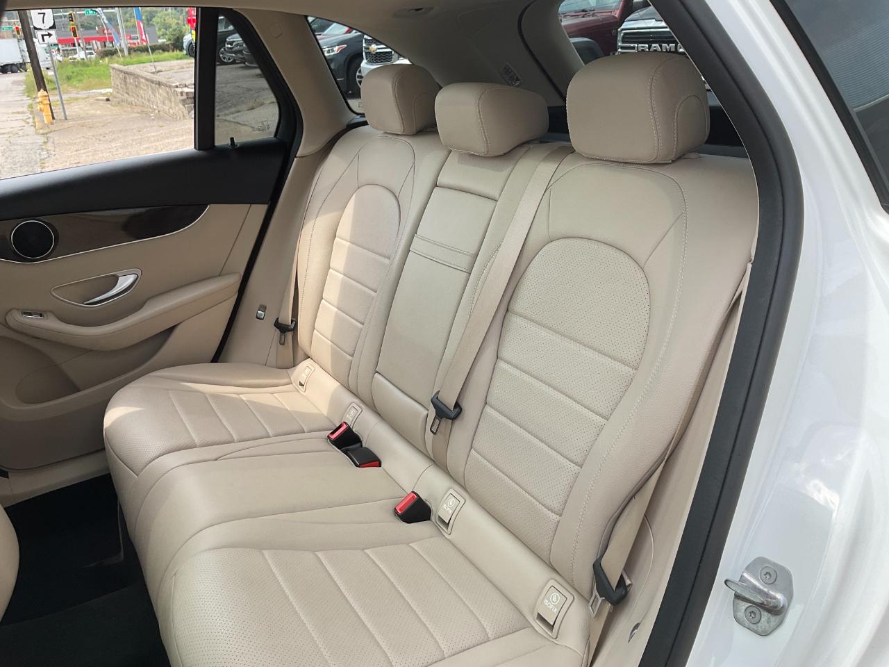 Mercedes-Benz GLC-Class GLC300 4MATIC 2018