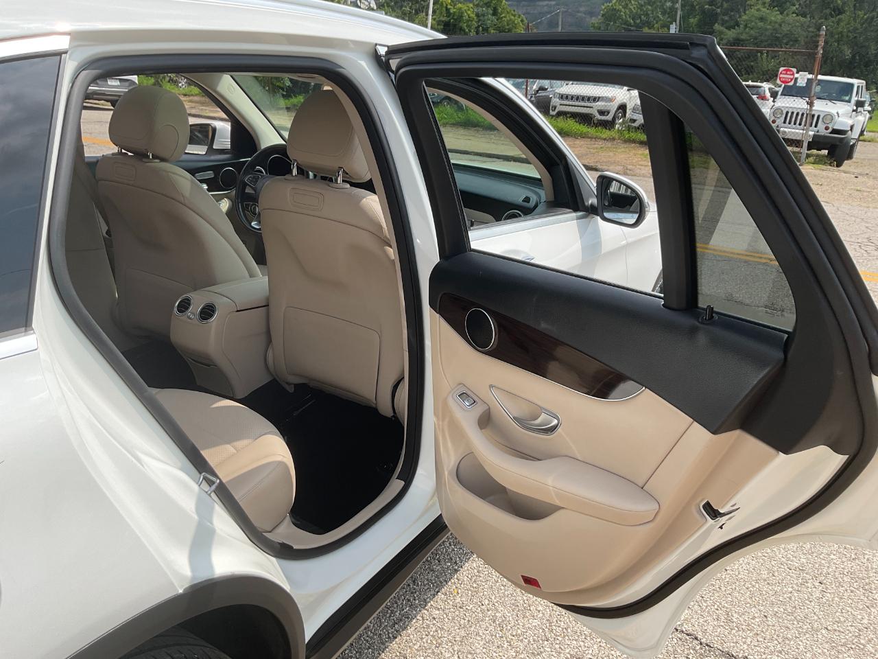 Mercedes-Benz GLC-Class GLC300 4MATIC 2018