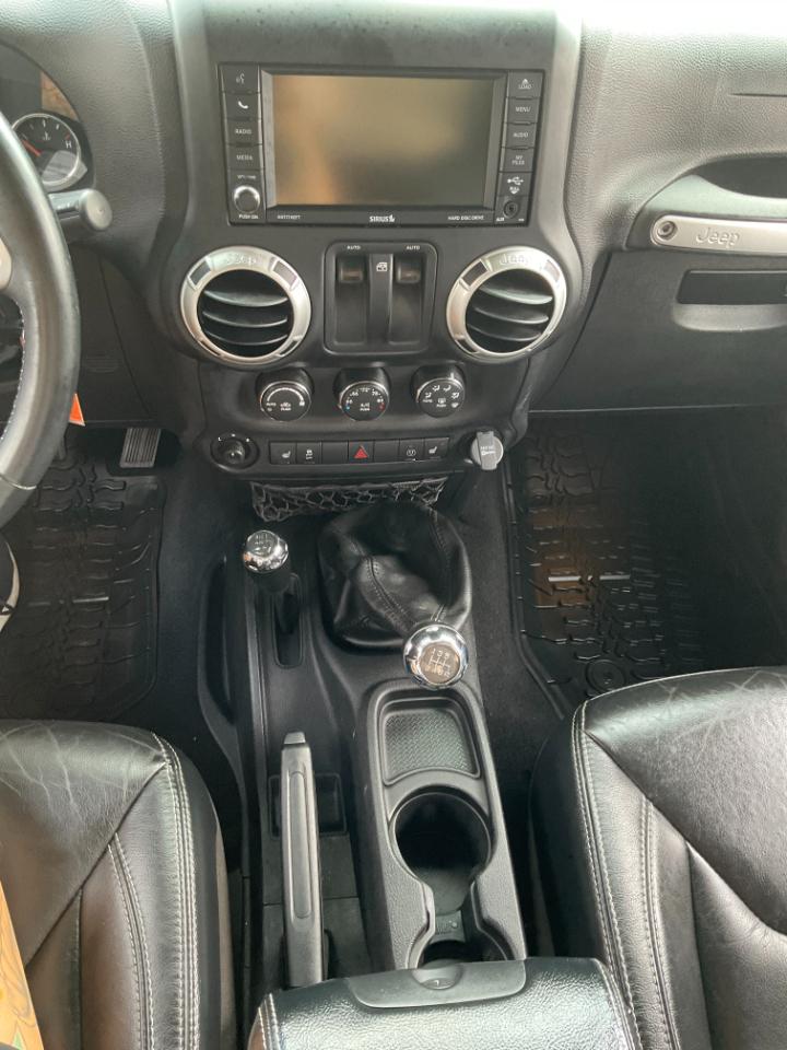 Jeep Wrangler Rubicon 4WD 2014
