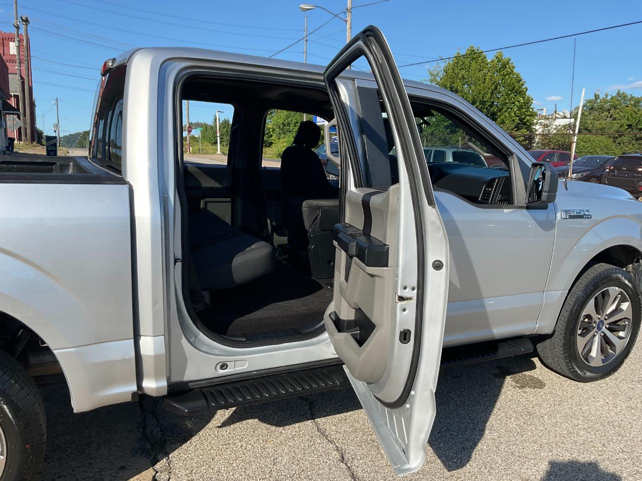 Ford F-150 STX SuperCrew 4WD 2019