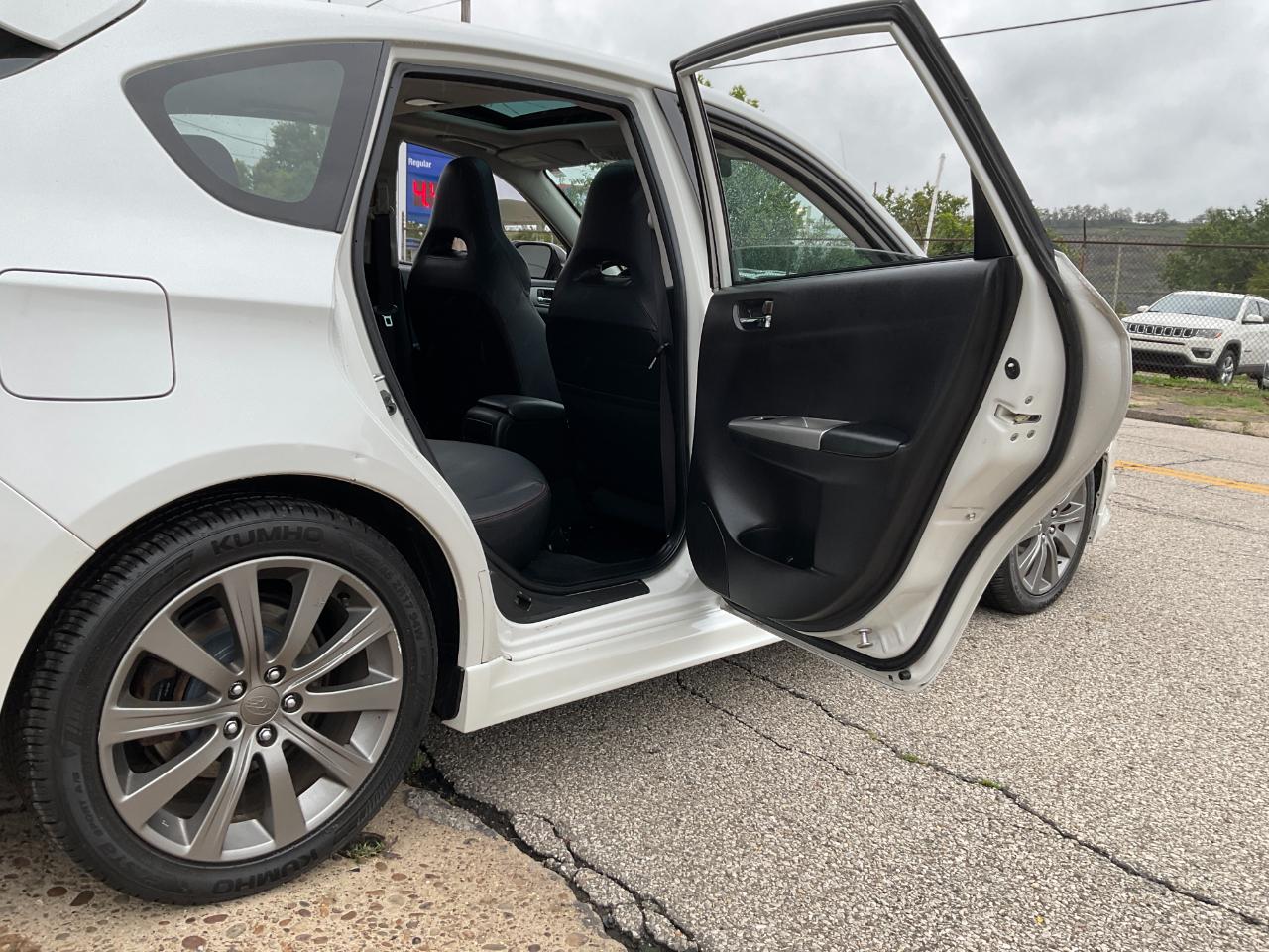 Subaru Impreza WRX 5-Door 2010