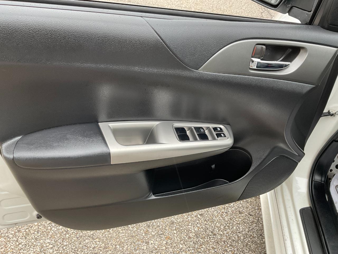 Subaru Impreza WRX 5-Door 2010