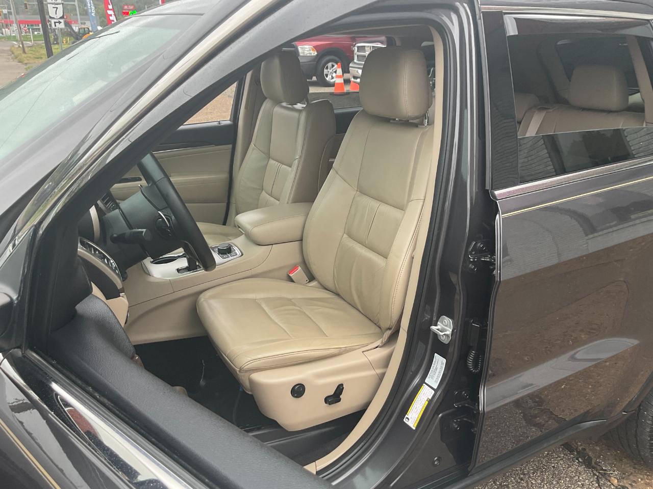 Jeep Grand Cherokee Limited 4WD 2015