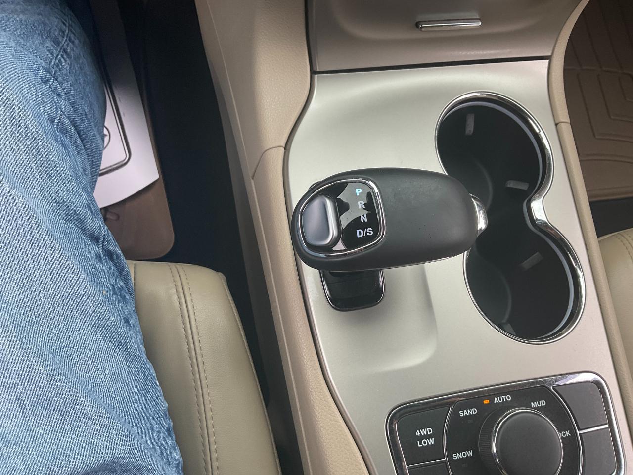 Jeep Grand Cherokee Limited 4WD 2015