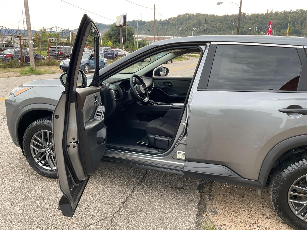 Nissan Rogue S AWD 2023