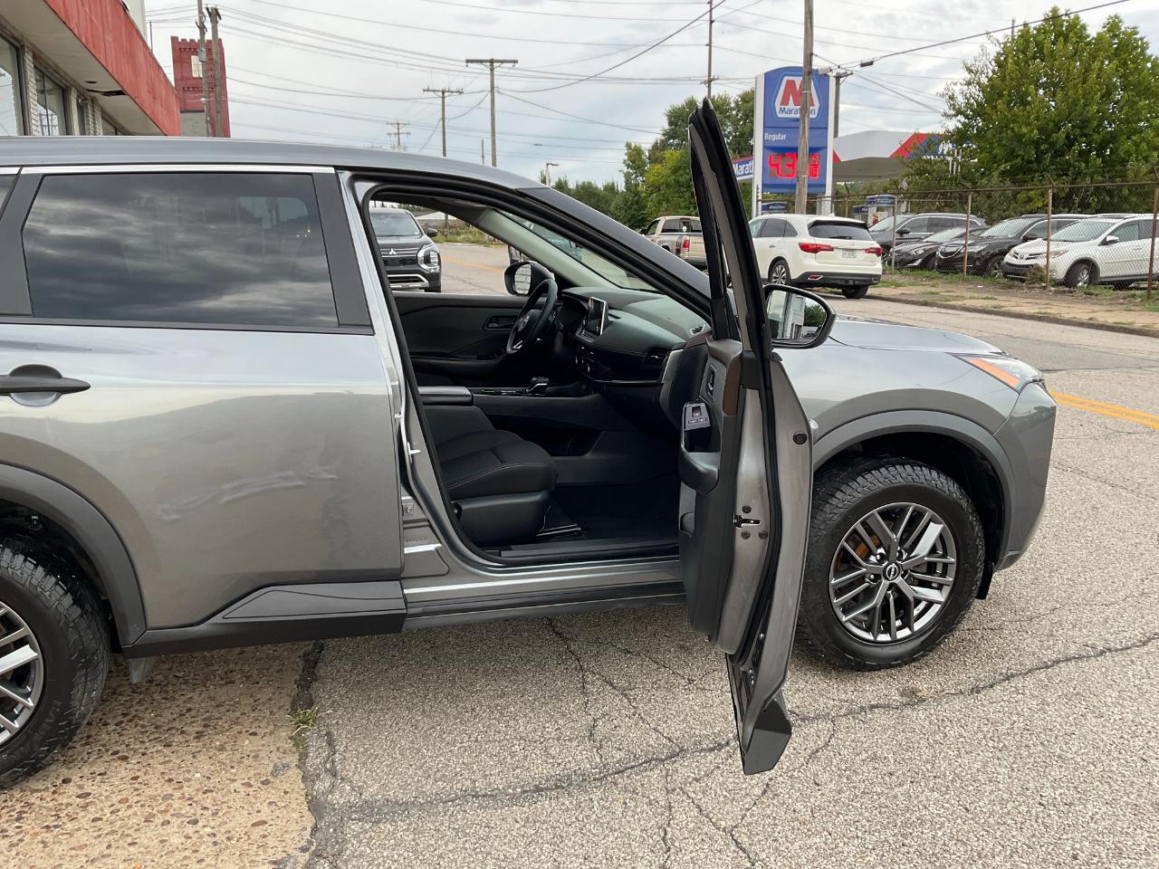 Nissan Rogue S AWD 2023