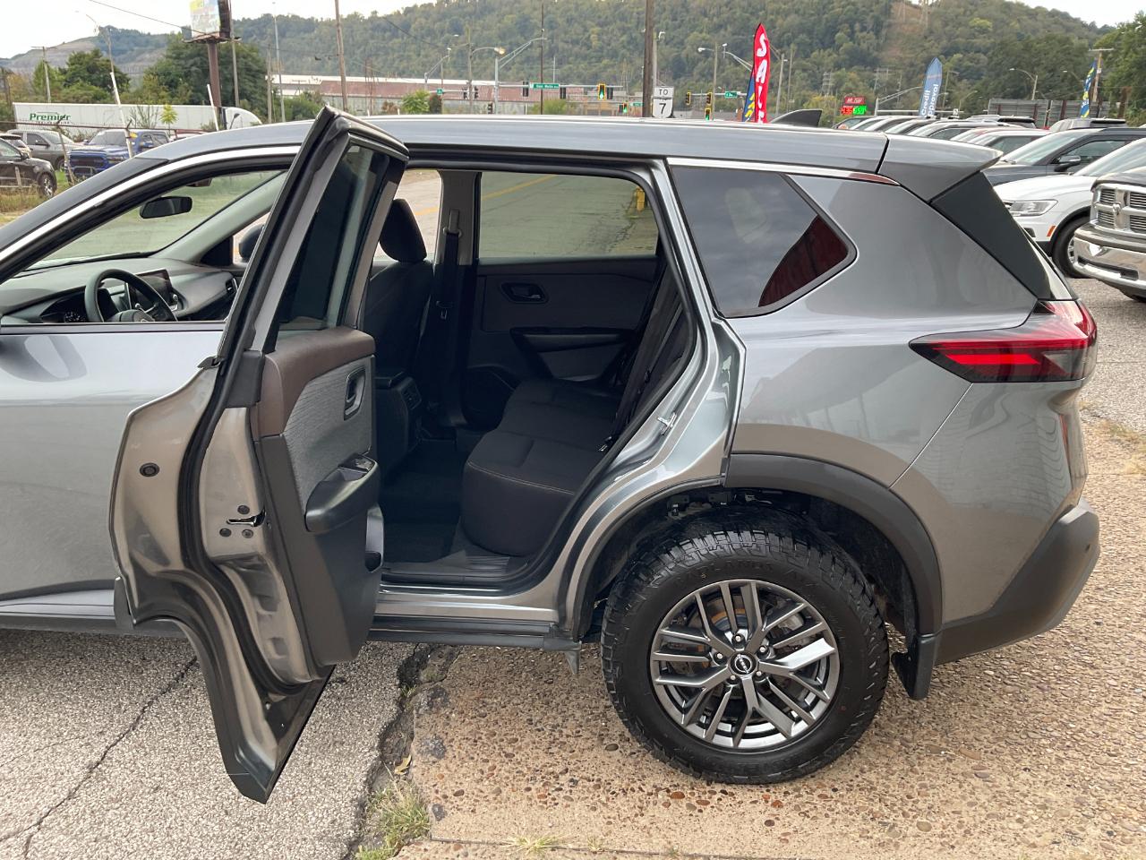 Nissan Rogue S AWD 2023