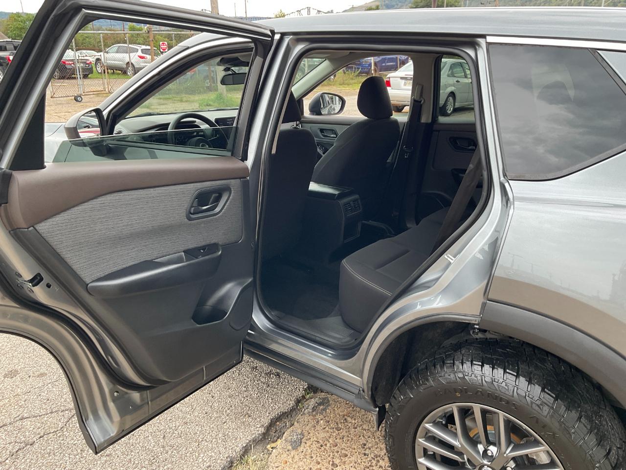 Nissan Rogue S AWD 2023