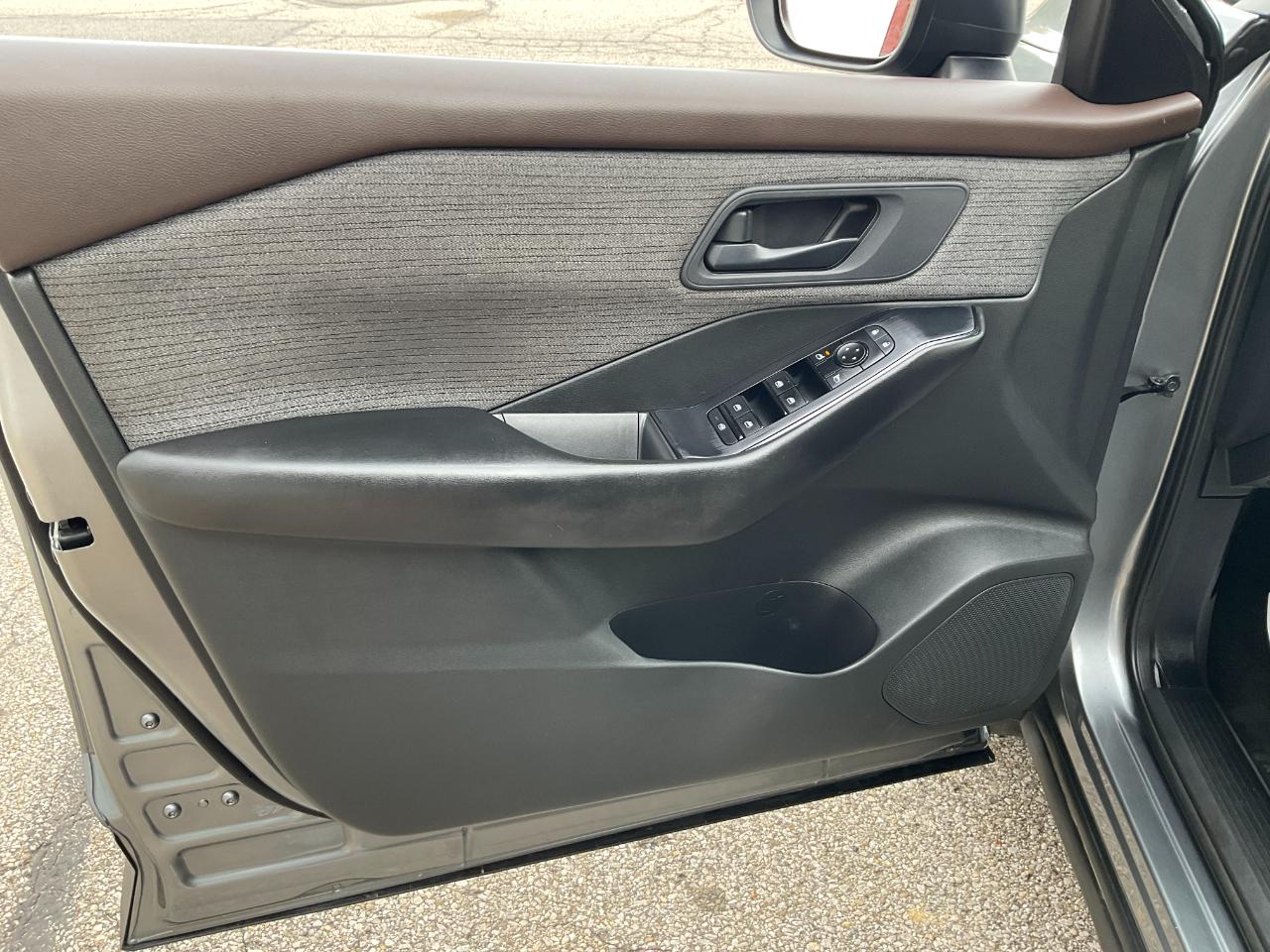 Nissan Rogue S AWD 2023