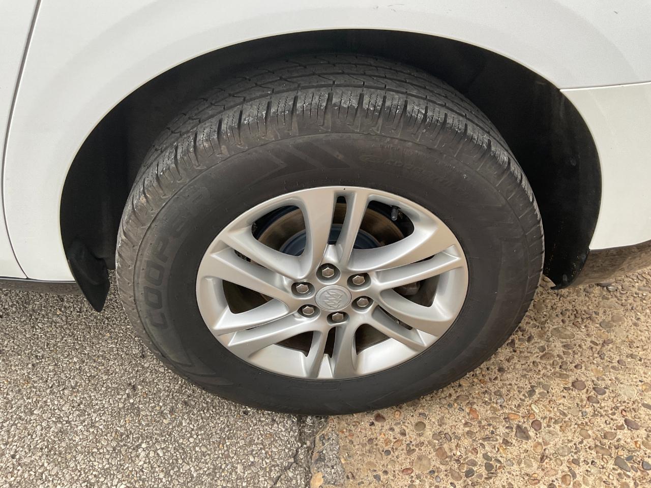 Buick Enclave Essence AWD 2018