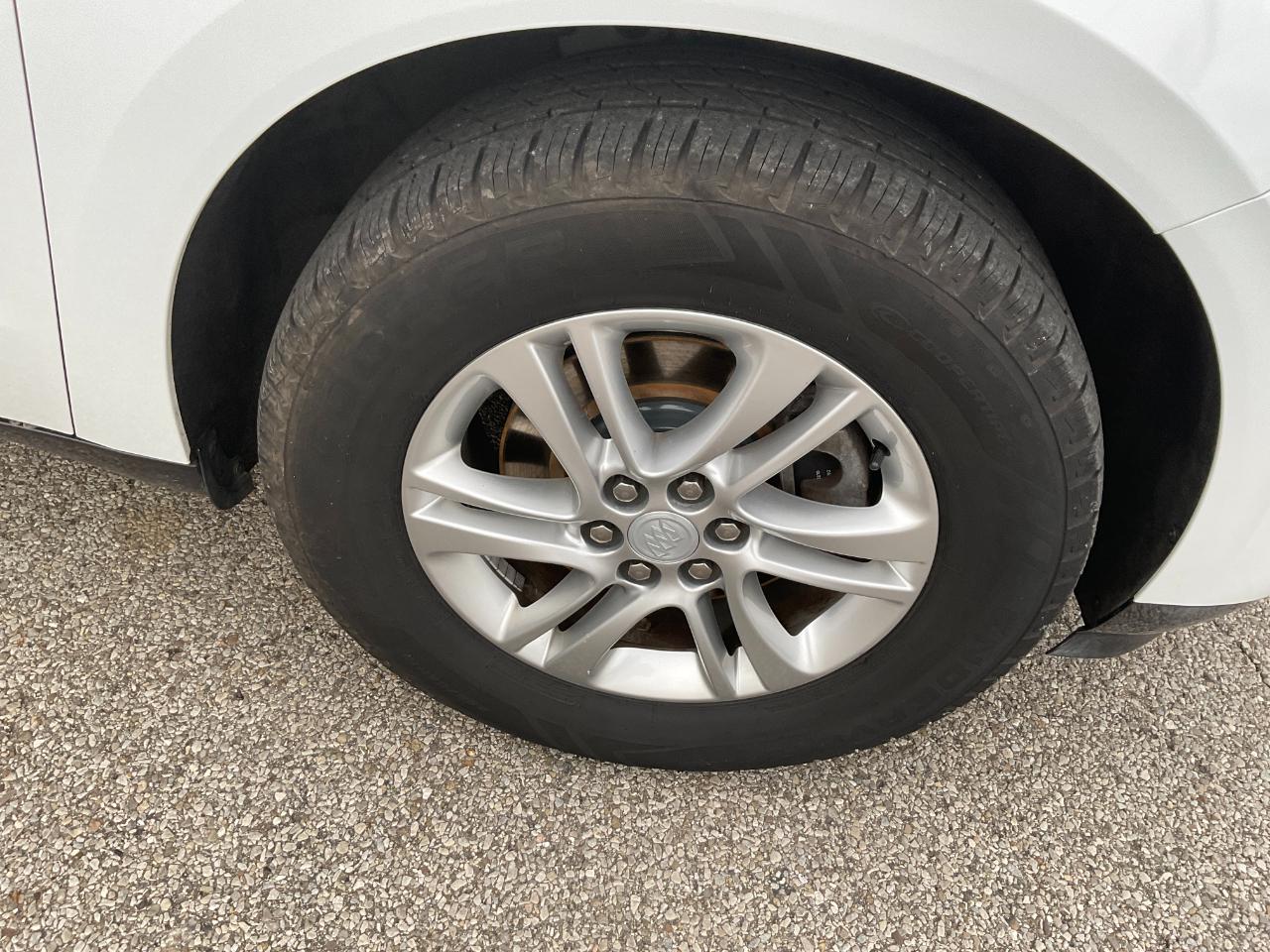 Buick Enclave Essence AWD 2018