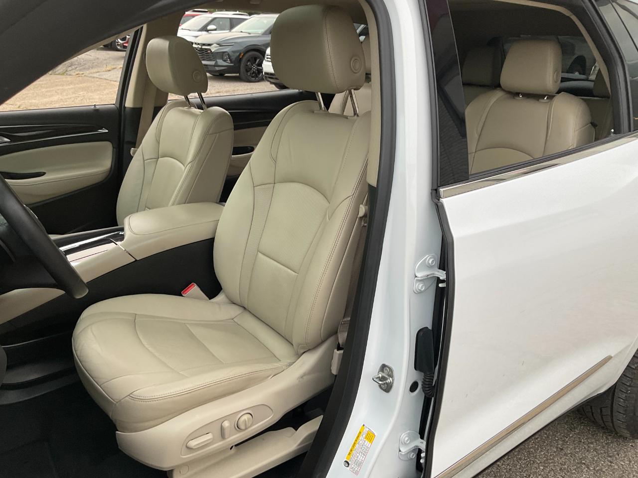 Buick Enclave Essence AWD 2018