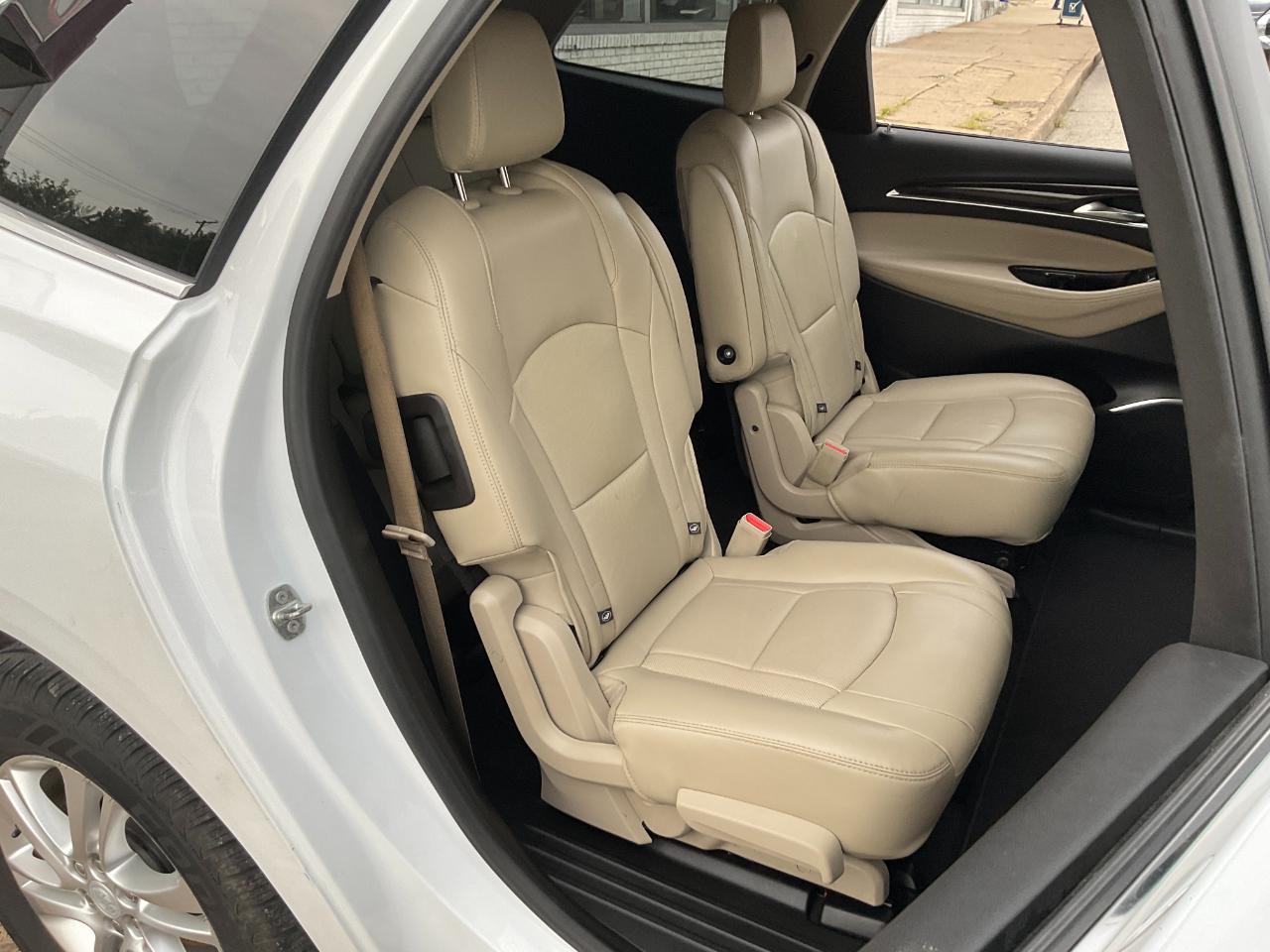 Buick Enclave Essence AWD 2018