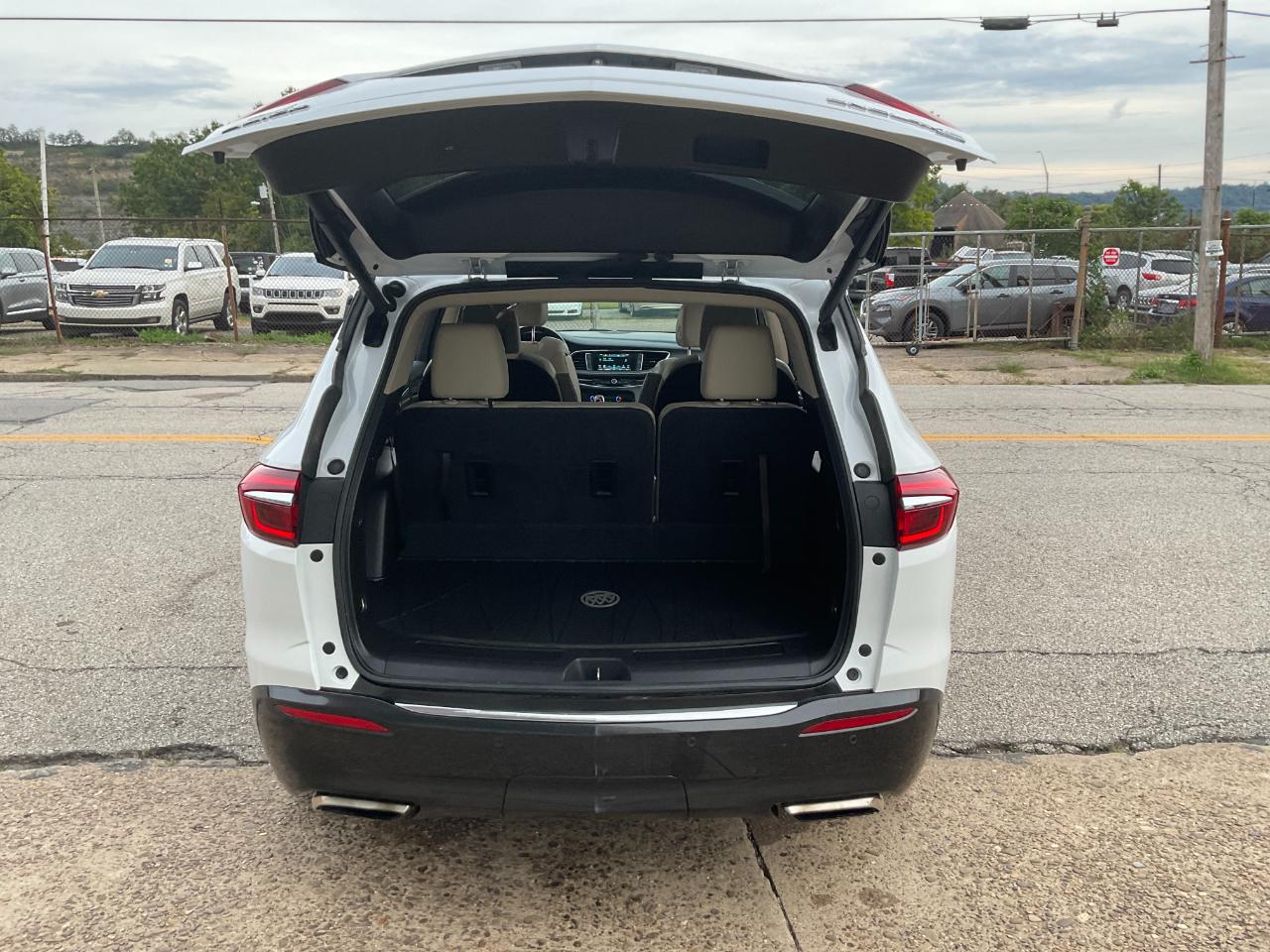 Buick Enclave Essence AWD 2018
