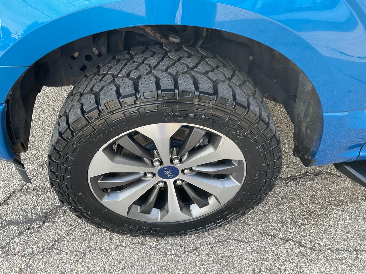 Ford F-150 STX 4WD SuperCrew 5.5' Box 2019