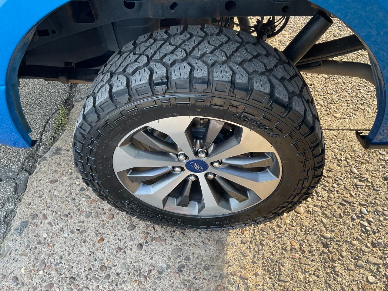 Ford F-150 STX 4WD SuperCrew 5.5' Box 2019