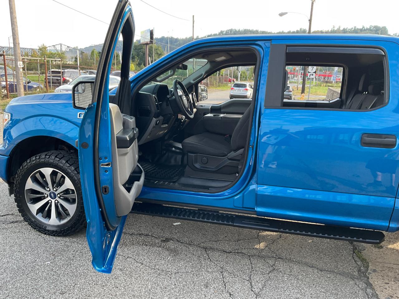 Ford F-150 STX 4WD SuperCrew 5.5' Box 2019