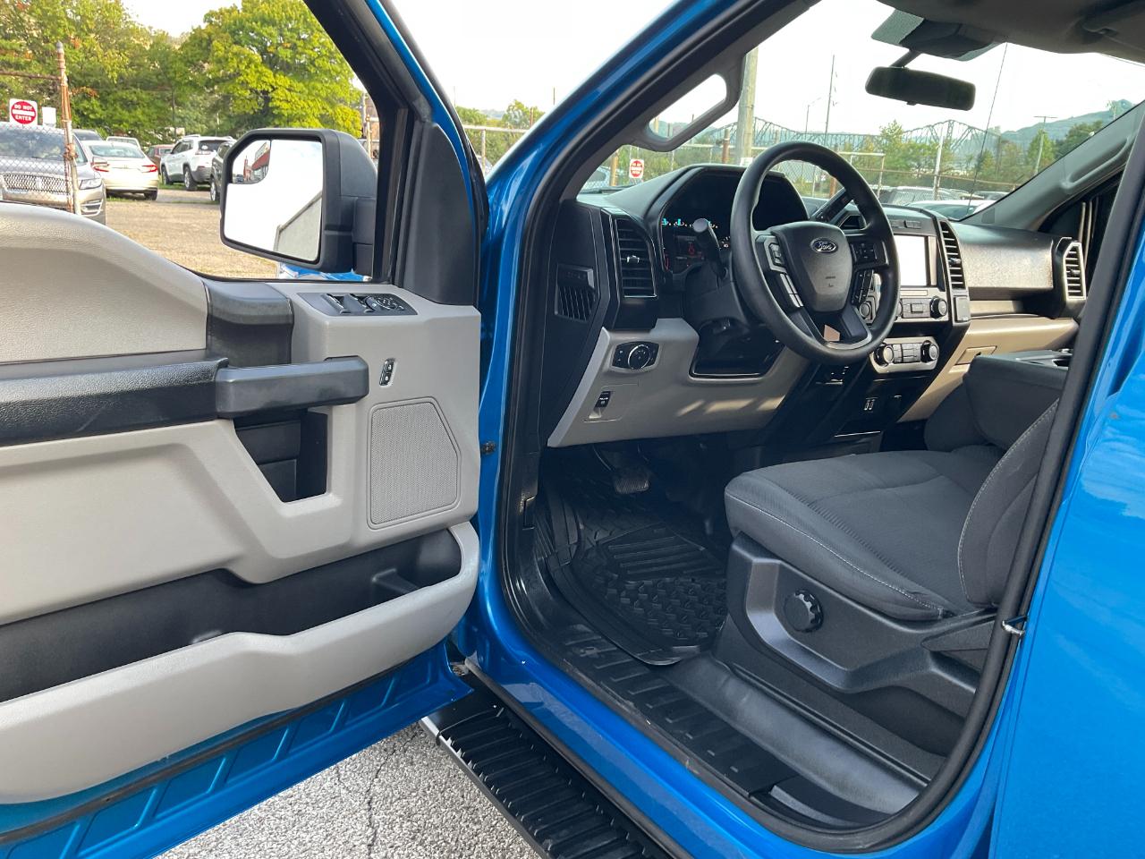 Ford F-150 STX 4WD SuperCrew 5.5' Box 2019