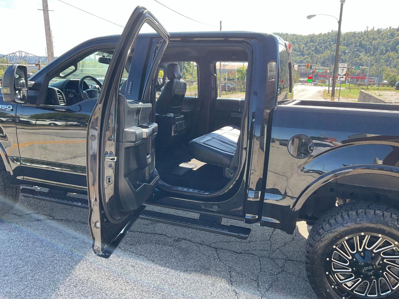 Ford F-150 XLT SuperCrew 5.5-ft. Bed 4WD 2018
