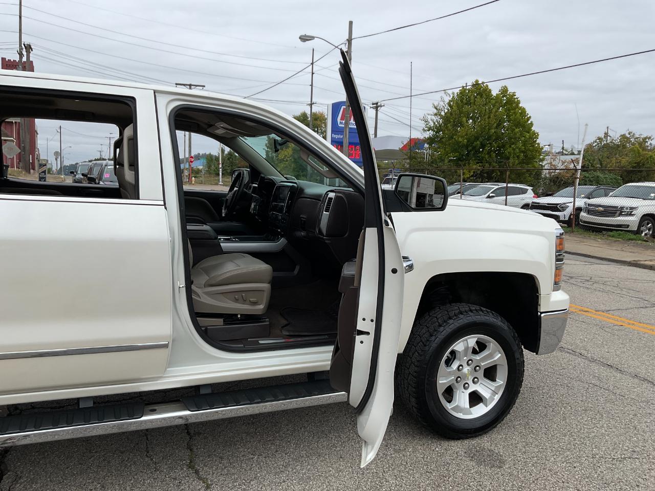 Chevrolet Silverado 1500 LTZ Crew Cab Long Box 4WD 2015