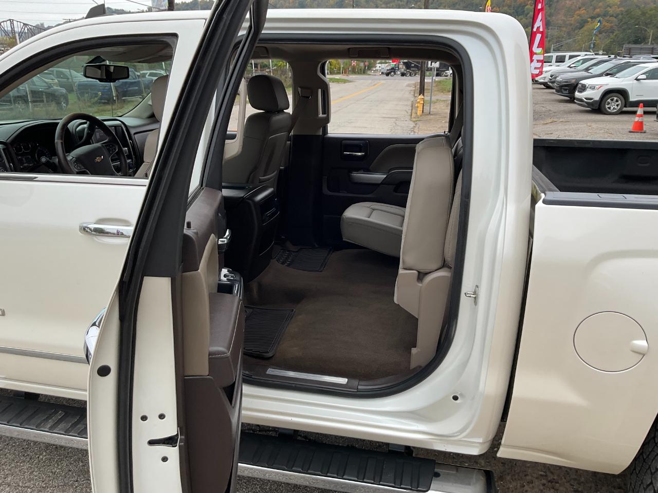 Chevrolet Silverado 1500 LTZ Crew Cab Long Box 4WD 2015