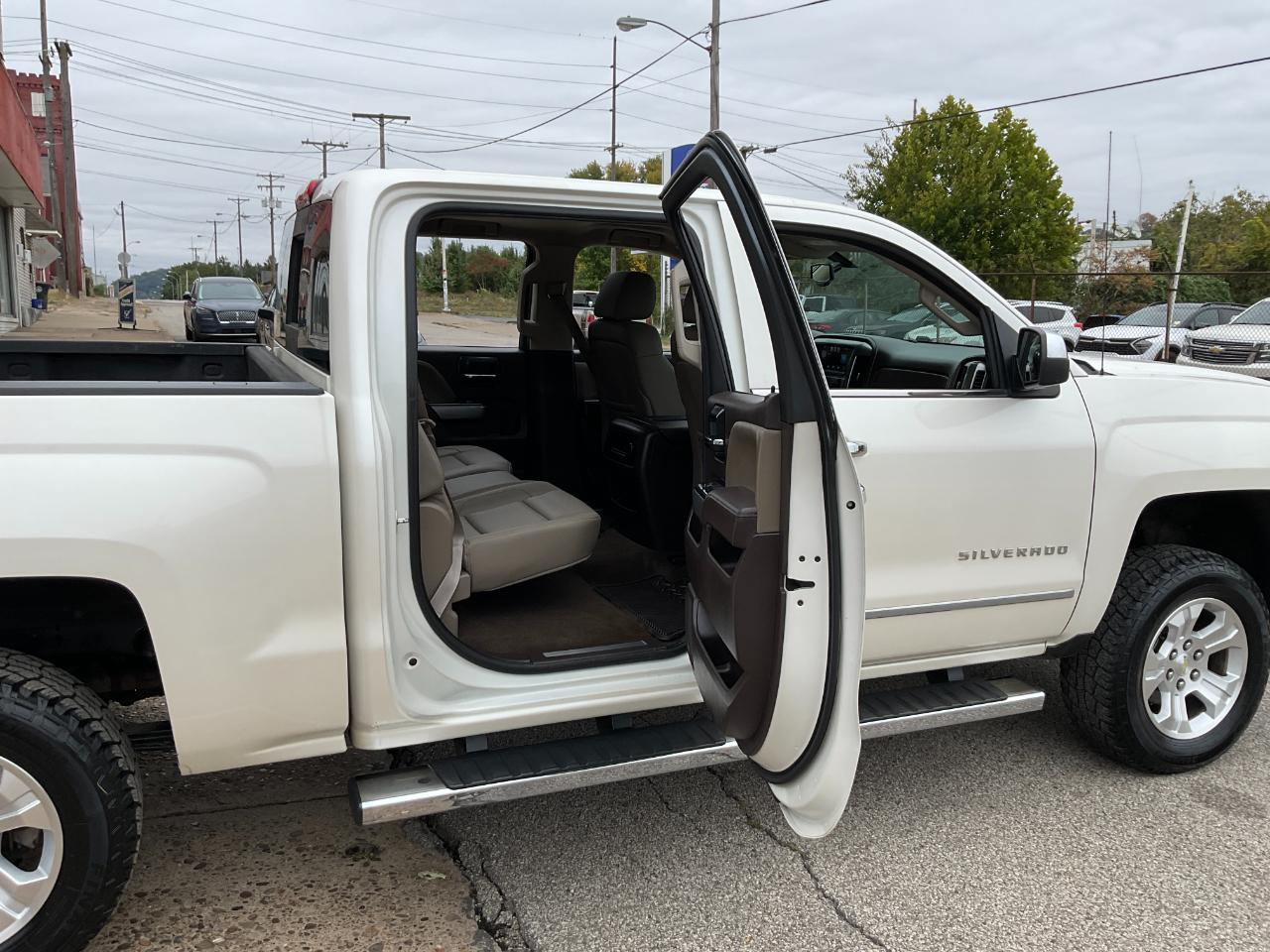 Chevrolet Silverado 1500 LTZ Crew Cab Long Box 4WD 2015