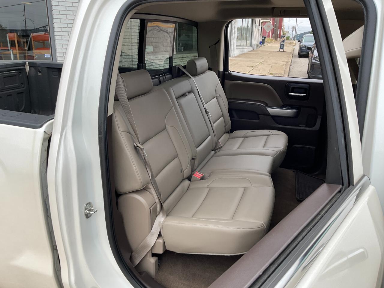 Chevrolet Silverado 1500 LTZ Crew Cab Long Box 4WD 2015