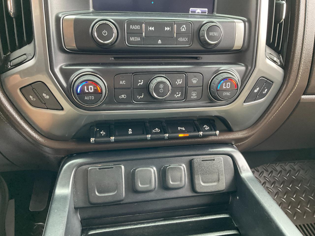 Chevrolet Silverado 1500 LTZ Crew Cab Long Box 4WD 2015