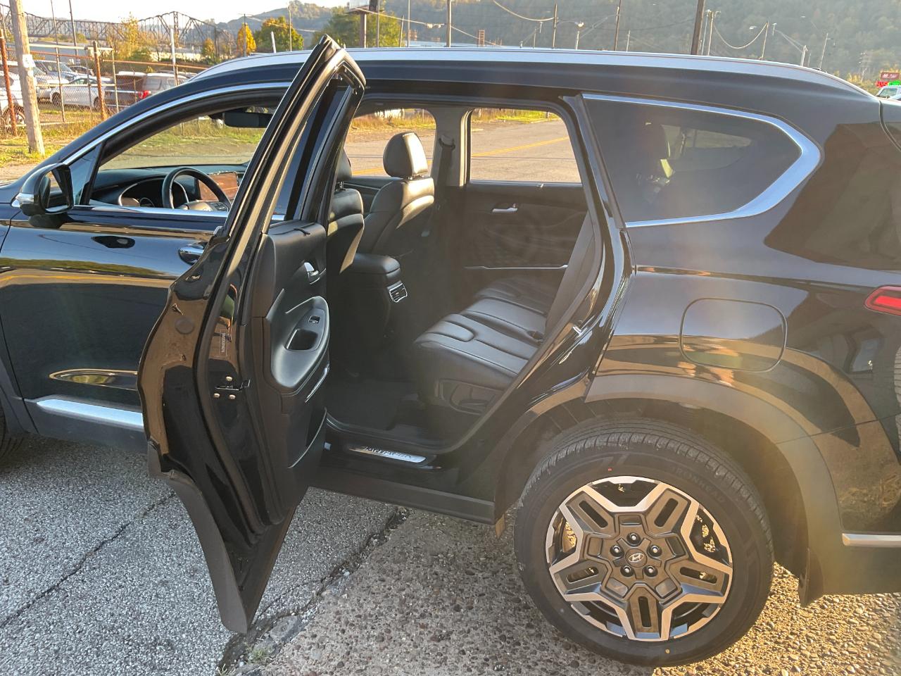 Hyundai Santa Fe Hybrid SEL Premium 2023