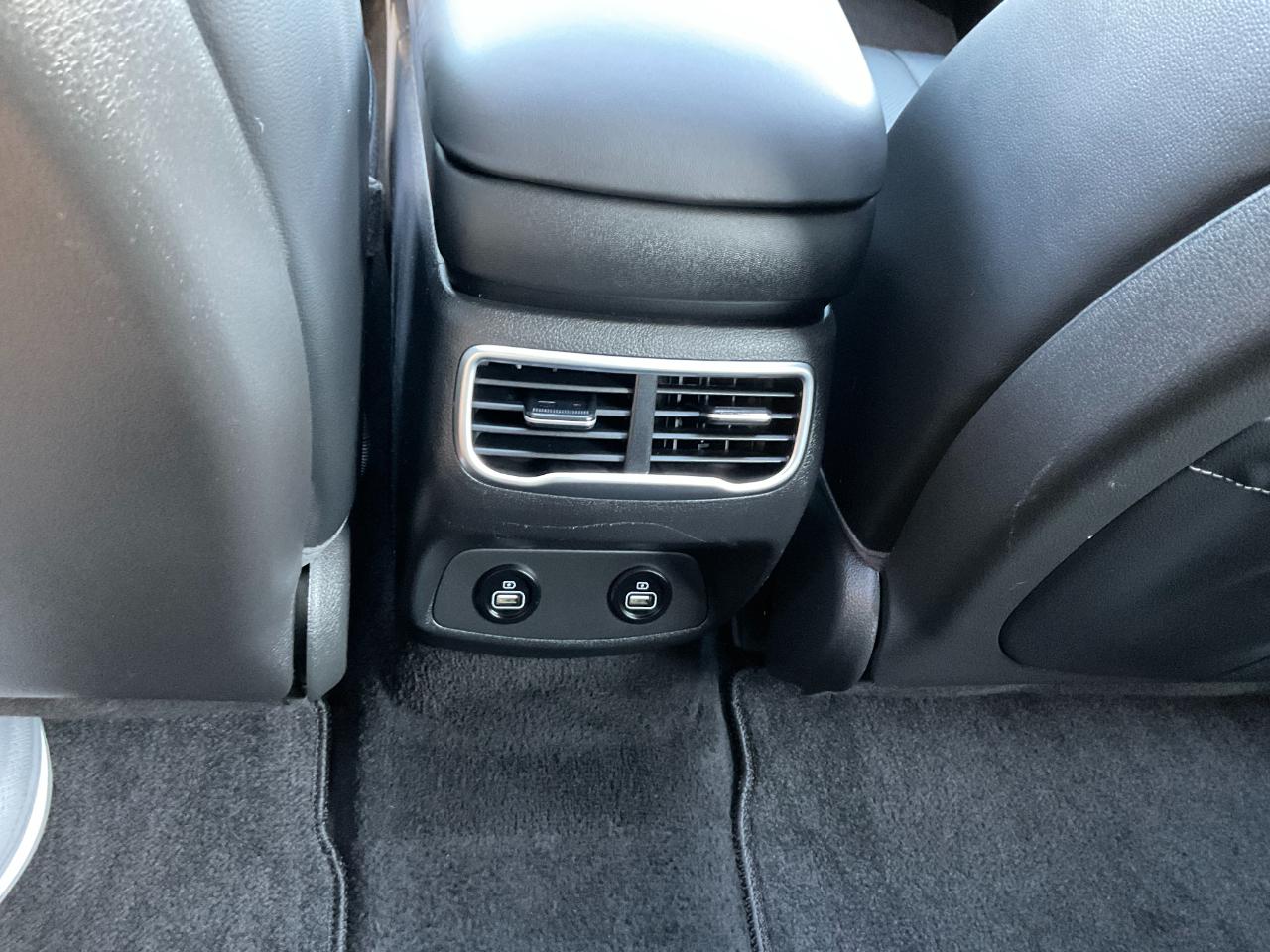 Hyundai Santa Fe Hybrid SEL Premium 2023