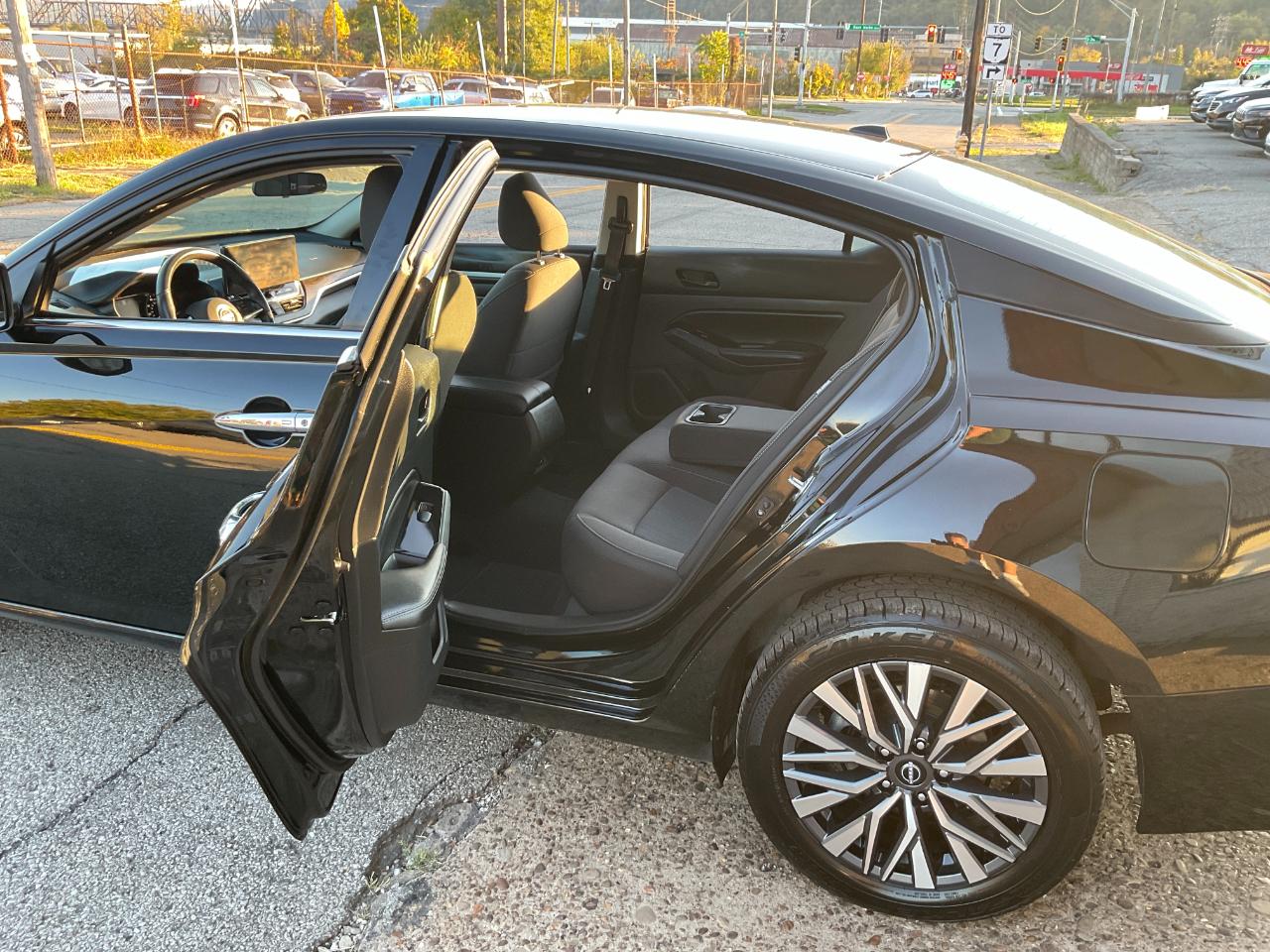 Nissan Altima 2.5 SV AWD 2023