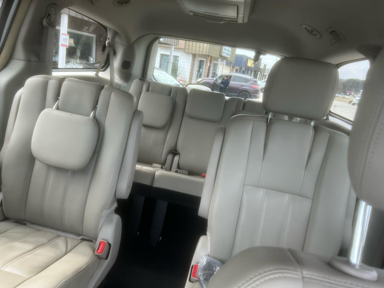 Chrysler Town & Country Touring 2015