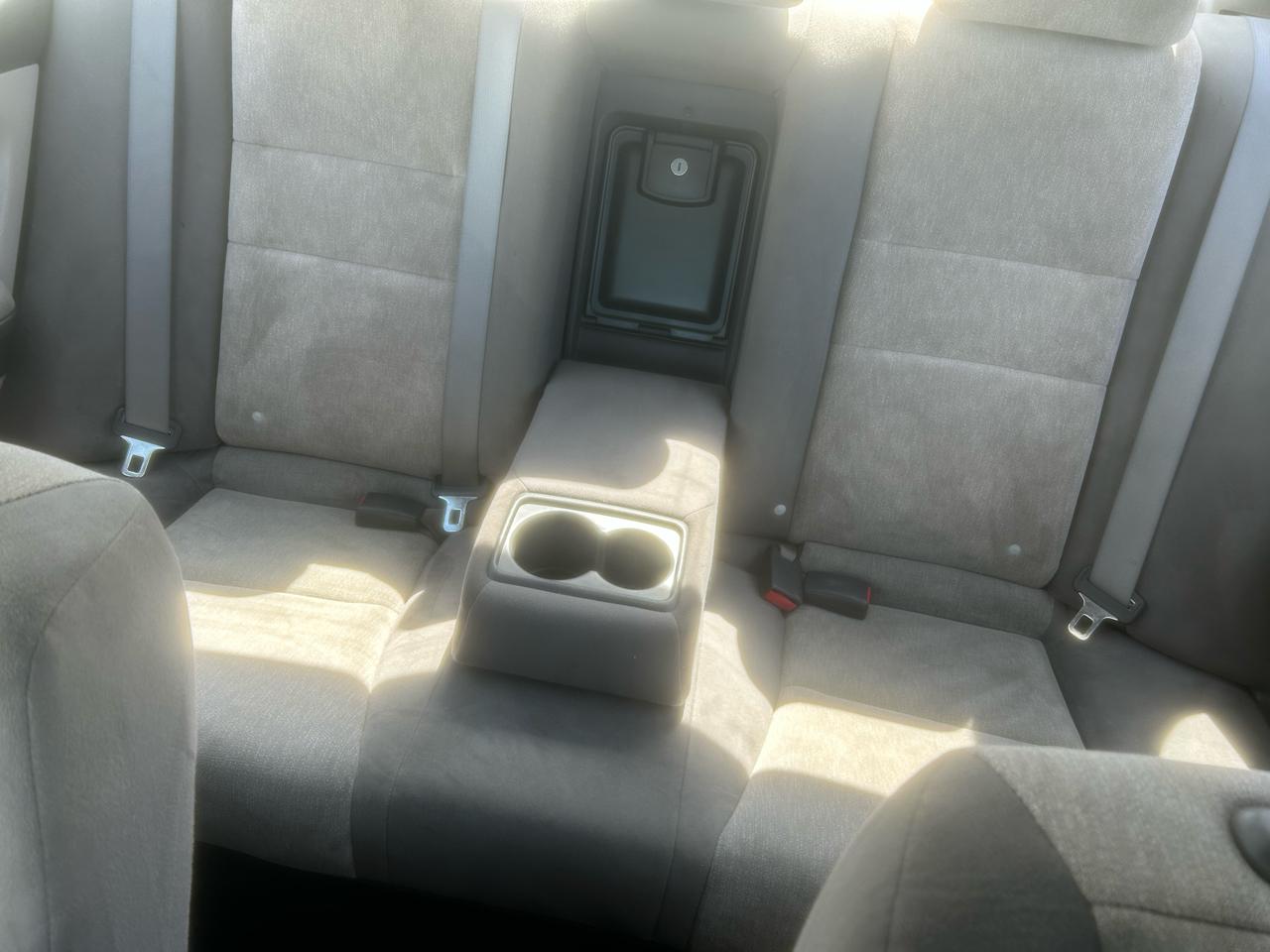 Honda Accord LX sedan AT 2010