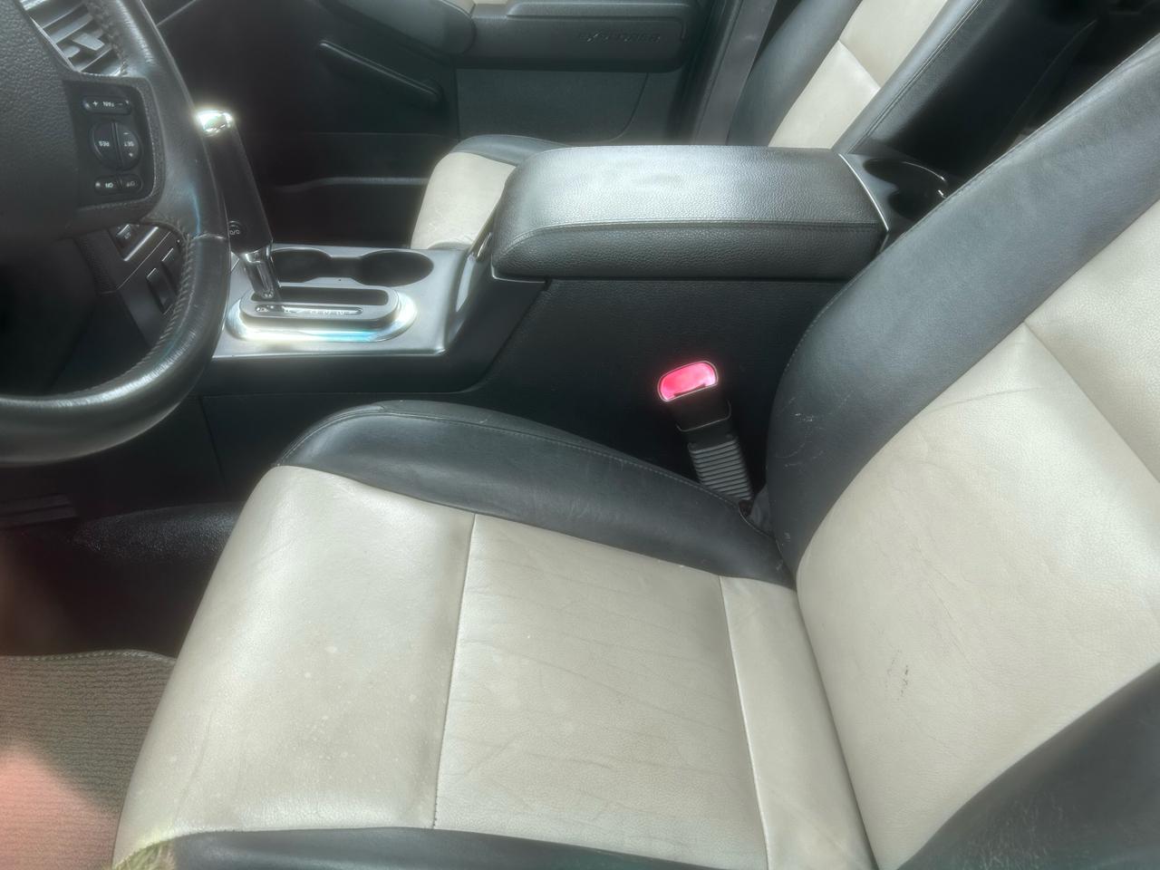 Ford Explorer Sport Trac Limited 4.0L 2WD 2007