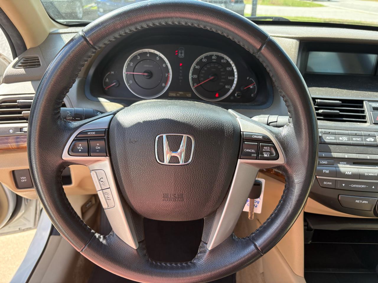 Honda Accord EX-L V-6 Sedan AT 2010