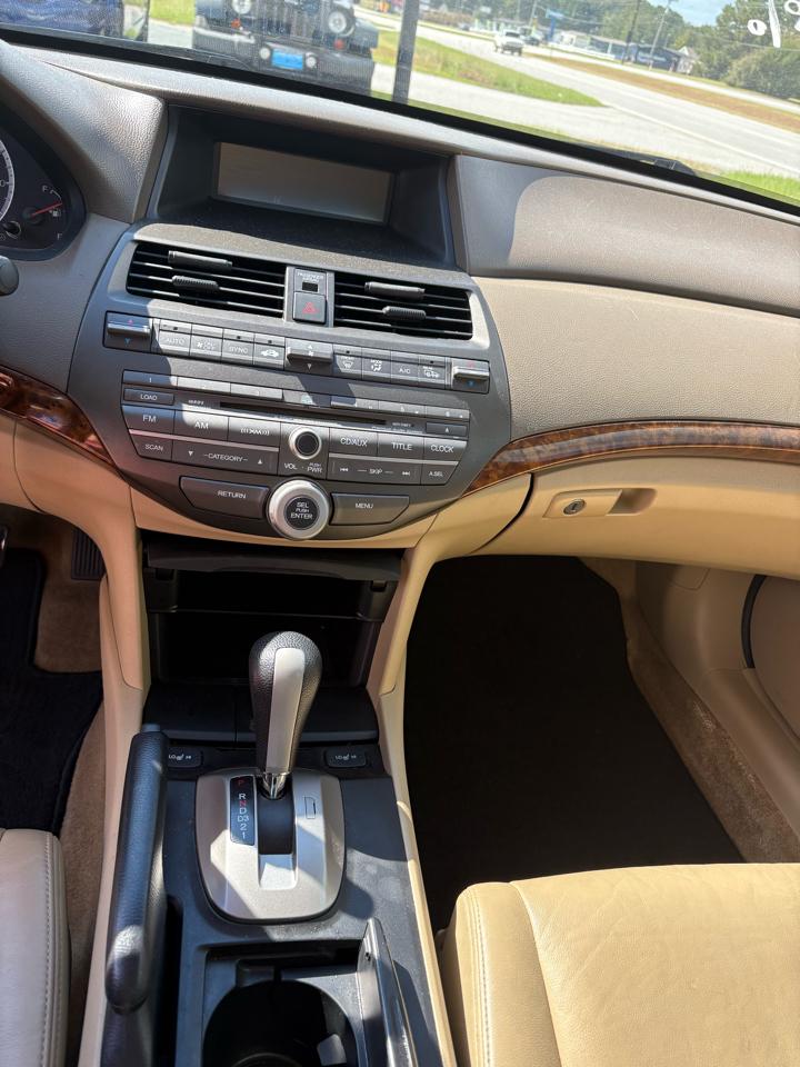 Honda Accord EX-L V-6 Sedan AT 2010