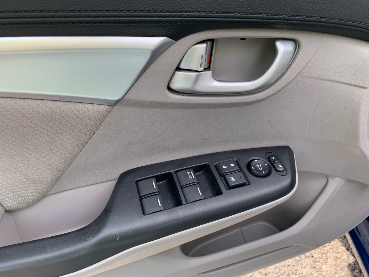 2013 Honda Civic EX-L photo 2