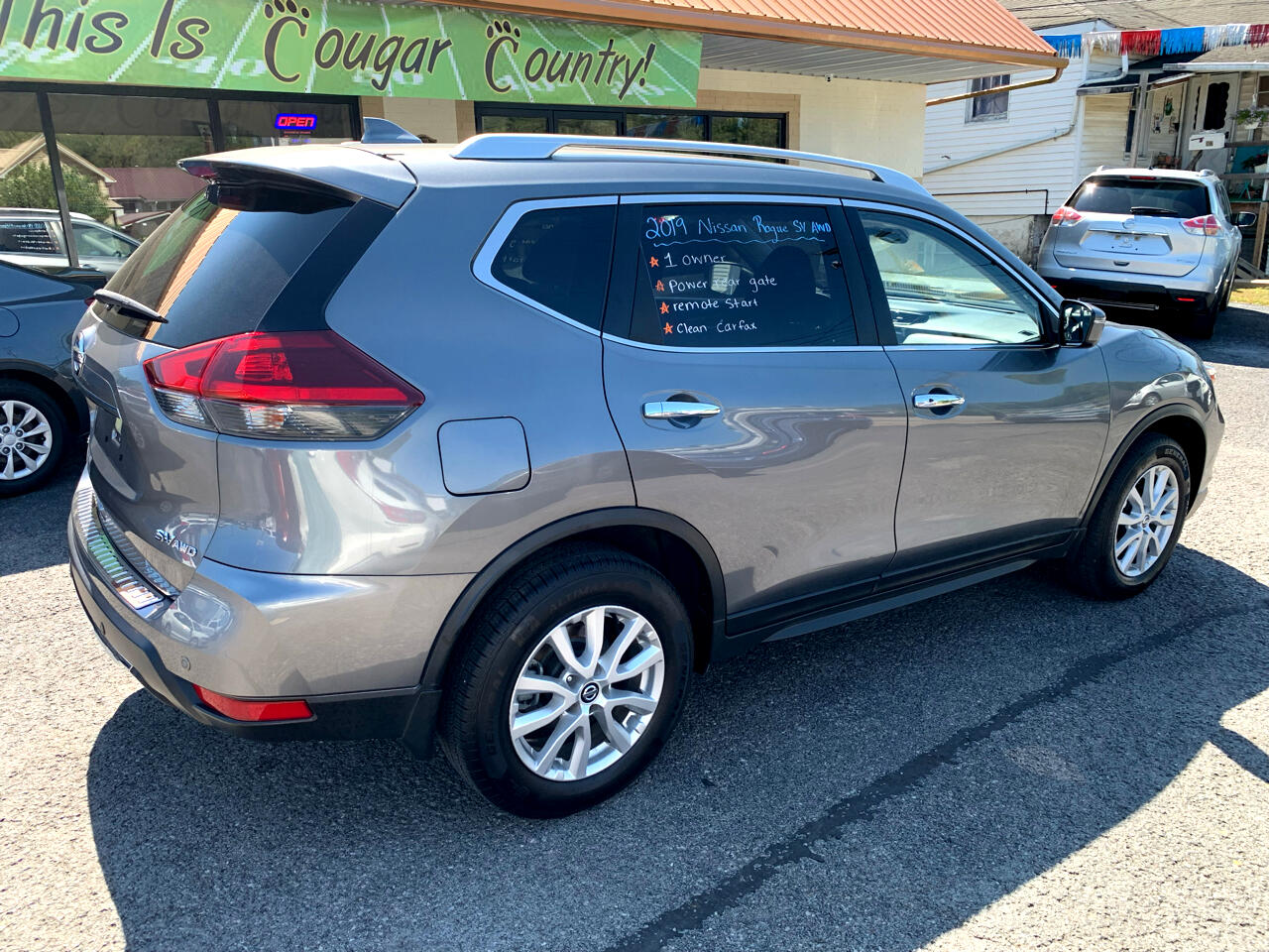 2019 Nissan Rogue SV AWD photo 4